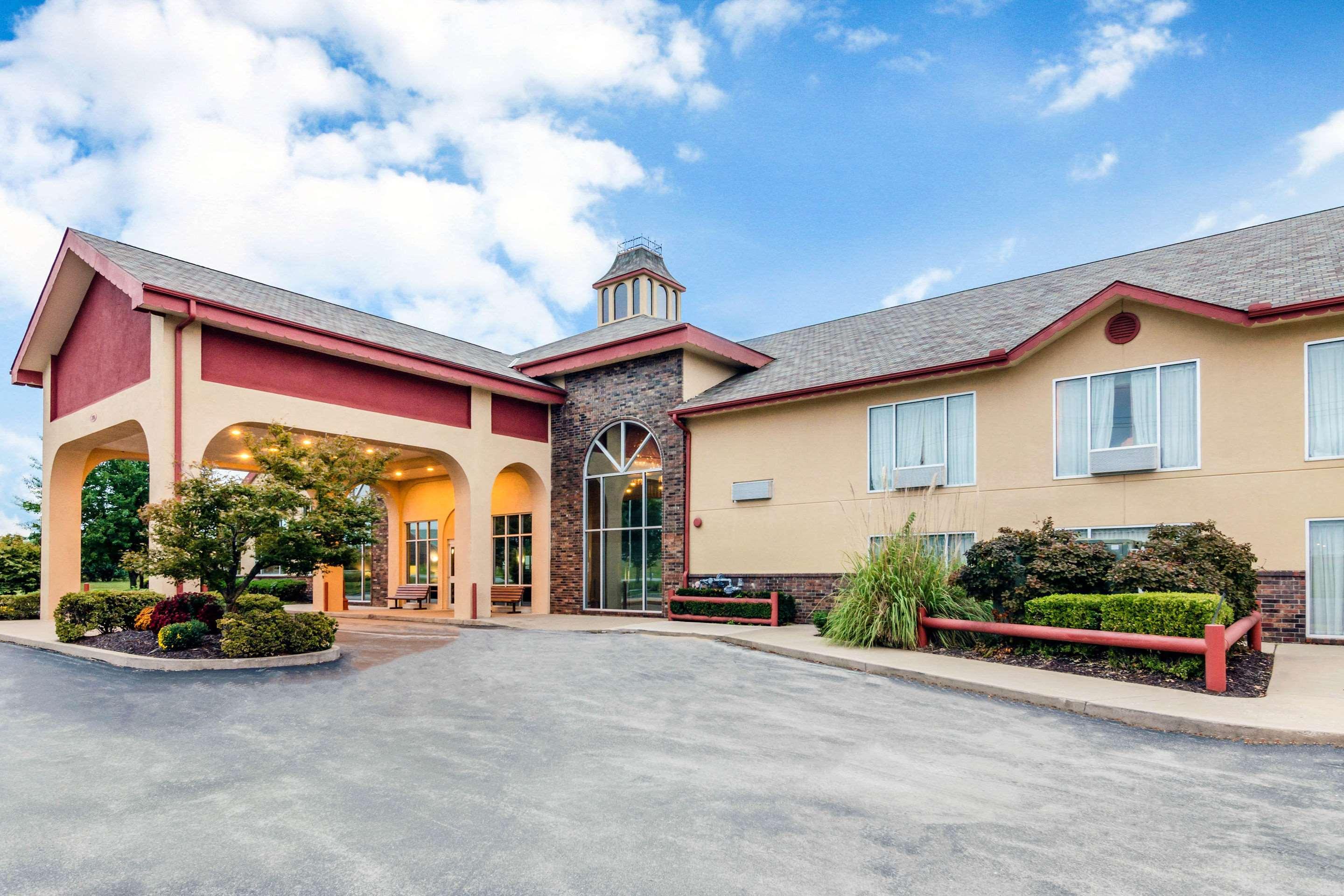 Quality Inn & Suites Carthage Εξωτερικό φωτογραφία