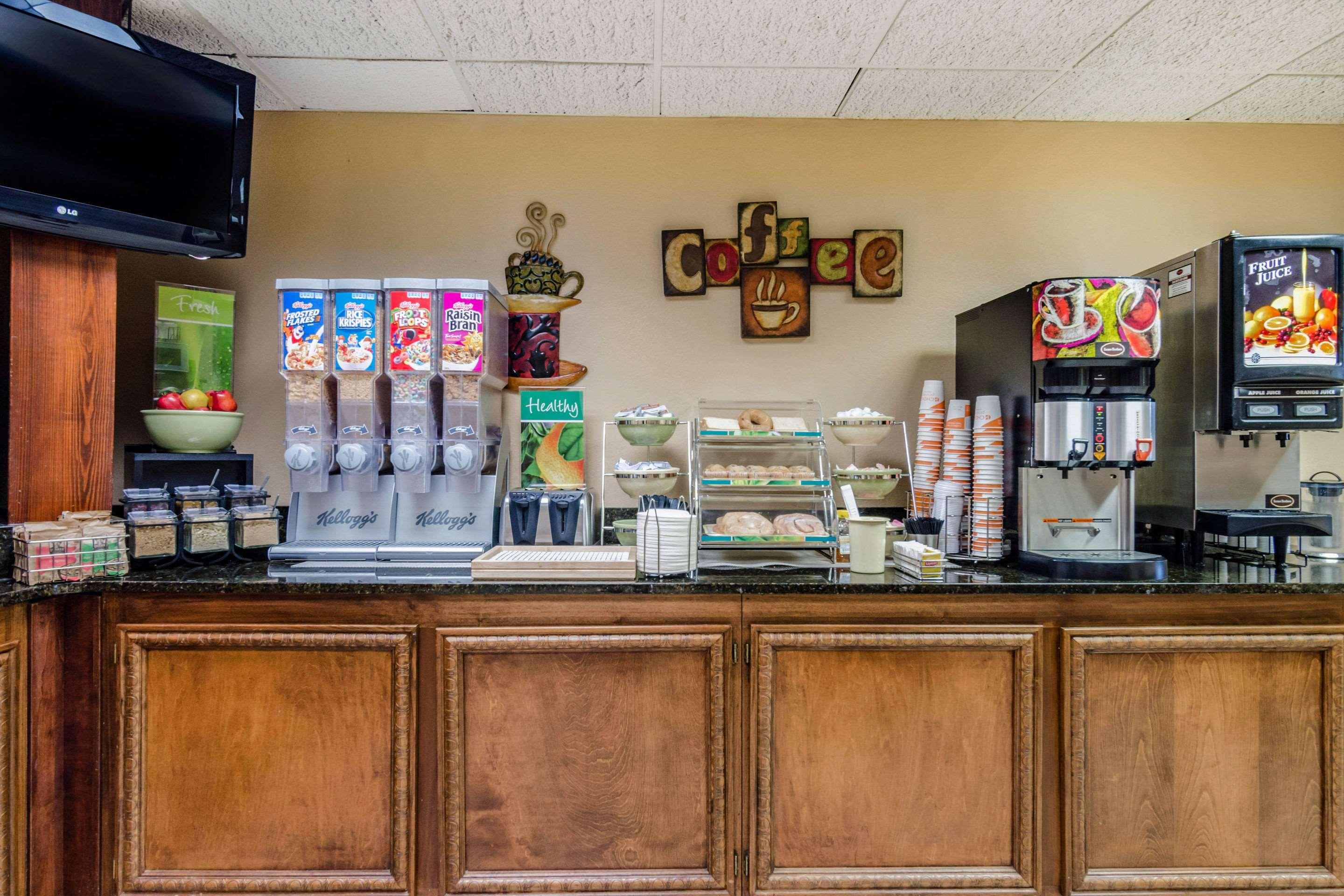 Quality Inn & Suites Carthage Εξωτερικό φωτογραφία