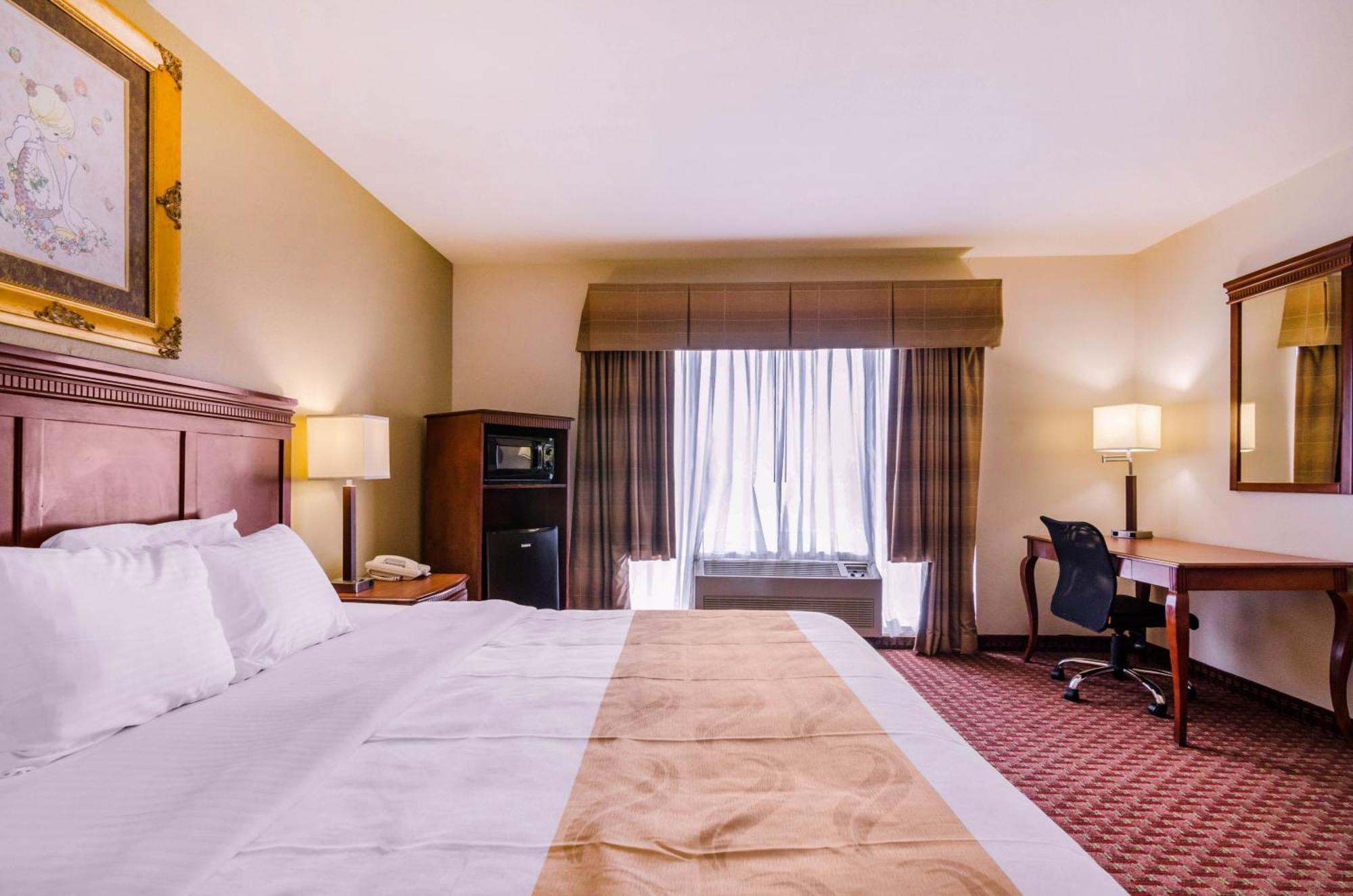 Quality Inn & Suites Carthage Εξωτερικό φωτογραφία