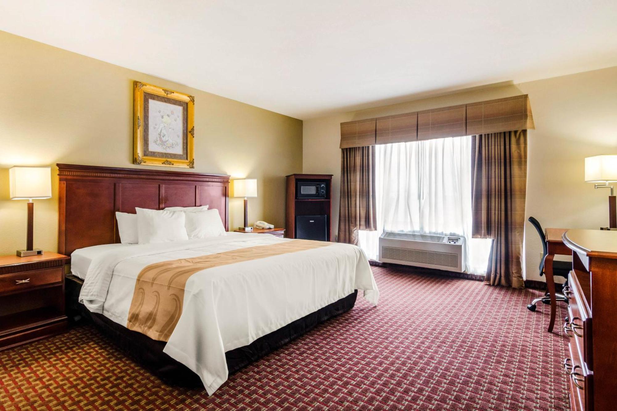 Quality Inn & Suites Carthage Εξωτερικό φωτογραφία