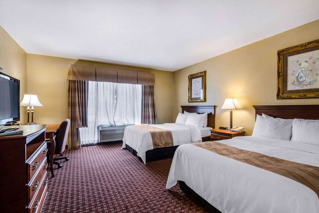 Quality Inn & Suites Carthage Δωμάτιο φωτογραφία
