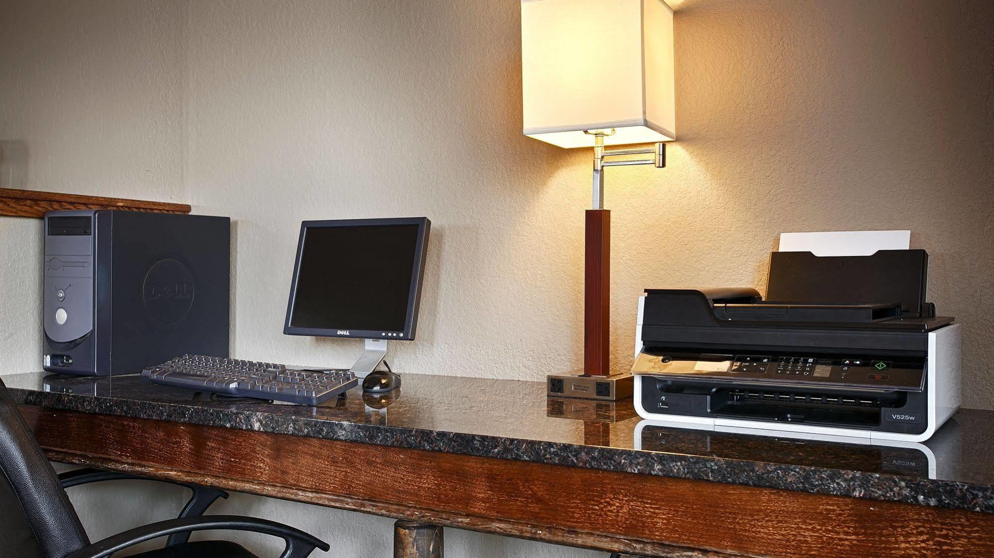 Quality Inn & Suites Carthage Εξωτερικό φωτογραφία