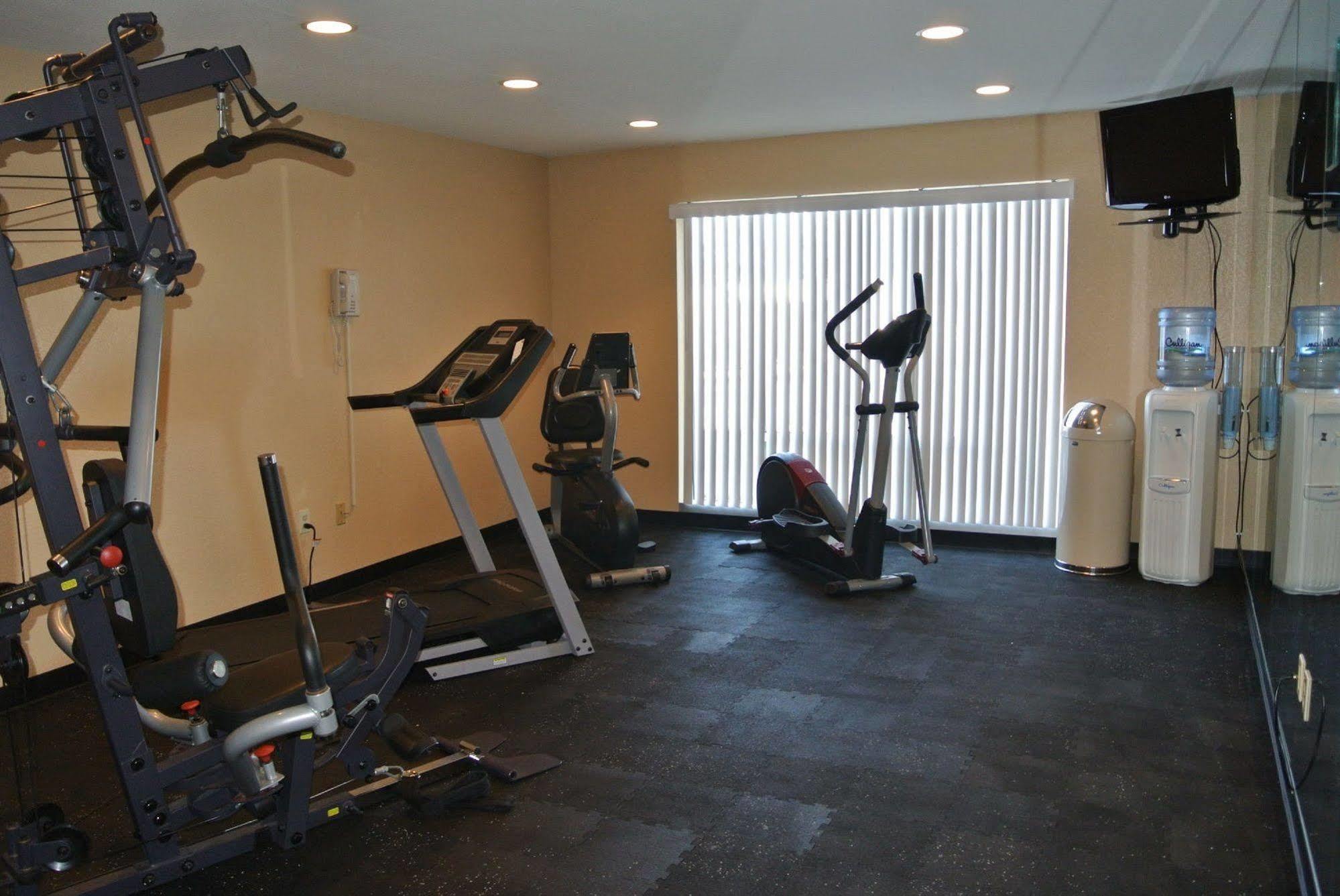 Quality Inn & Suites Carthage Εξωτερικό φωτογραφία